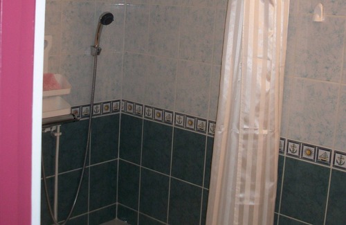Villard-de-Lans Apartment | Studio 20m² (sleeps 4) Close to slopes + hiking / biking Small pet: 30€