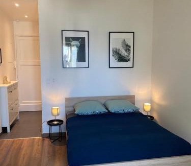 Nice City Centre Apartment | Premier Studio 21m² with Ocean View on Rue de France