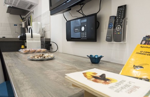 Vittel Apartment | Guest Rated: Studio 22 with Garden View & Kitchen Access