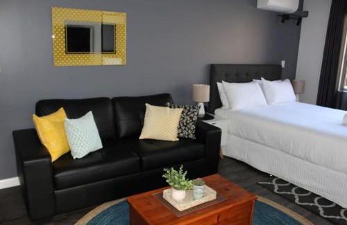 Launceston CBD Apartment | Studio 23 - City Pad with Free Parking