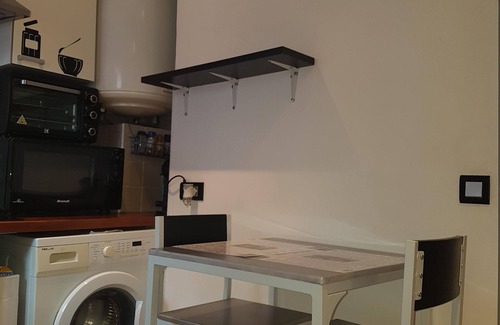 Saint-Michel-sur-Orge Apartment | Cozy Studio with Private Garden & Family-Friendly Amenities