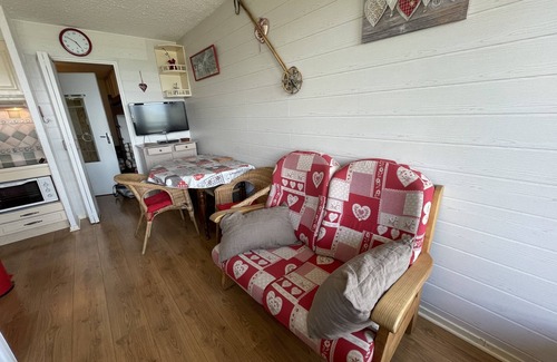 Pra Loup Apartment | Stylish Studio in Praloup 1600 - Guest Rated 10/10