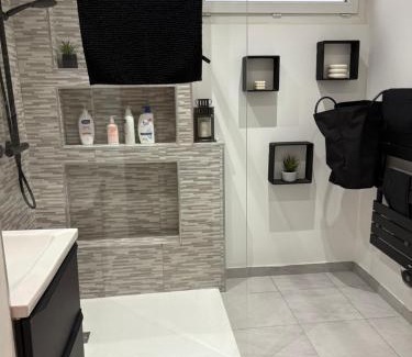 Avignon Apartment | Child-Friendly Studio 3 with Perfect Review Score