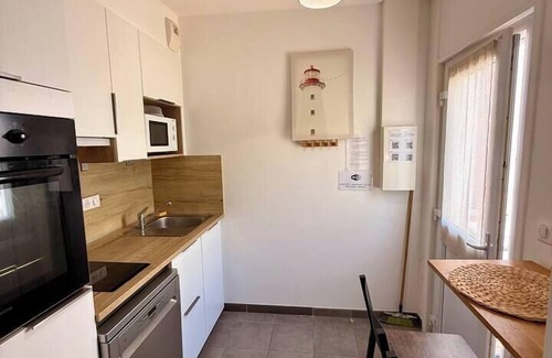 Saint-Nazaire Apartment | Studio 3 (T1) - Place to B "L'harmattan
