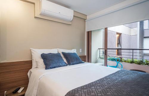 Vila Nova Conceicao Apartment | Stylish Studio Near Parque Ibirapuera with Hot Tub