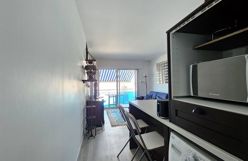 Royan Apartment | Cozy Studio with Ocean View and Bike Access for 3 Guests