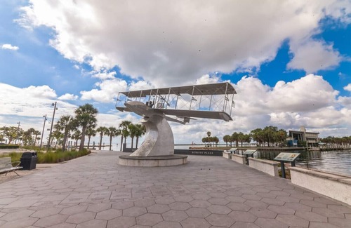 Crescent Lake Apartment | Charming Studio 4 at Crescent Lake with Oceanfront Views