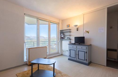 Peyragudes Apartment | Perfect Studio for 4 in Peyragudes with Mountain Views
