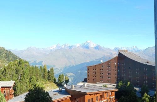 Arc-2000 Apartment | Cozy Studio Les Arcs 2000 for Families and Pets