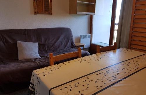 Arc-2000 Apartment | Cozy Studio Les Arcs 2000 for Families and Pets