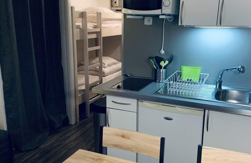 Risoul Apartment | Cozy Studio for 4 with Ski-In Access and Lake Views