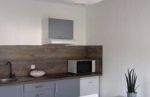 Vieux-Boucau-les-Bains Apartment | Cozy Studio with Ocean Views, Steps from the Lake & City
