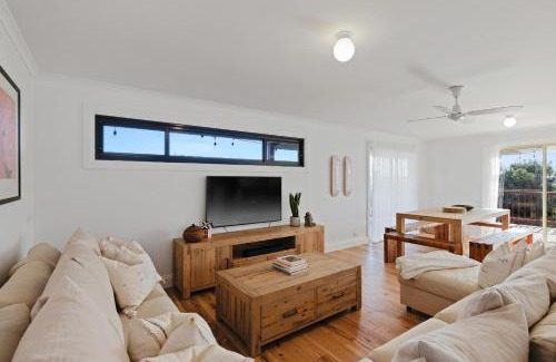 Cape Woolamai House | Discover Studio 54 Cape Woolamai - Pet & Child Friendly Retreat