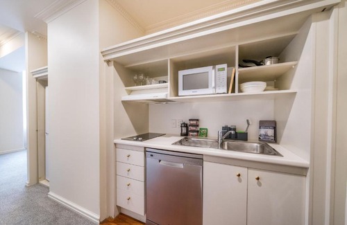 Wellington Apartment | Experience Studio 5E: Family-Friendly & Wheelchair Accessible