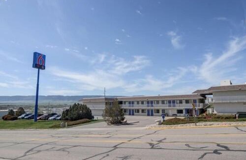 Casper Hotel | Welcoming Studio 6 Casper WY: Pet-Friendly Comfort Awaits
