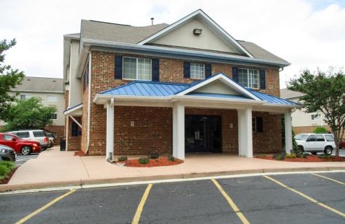 Coliseum Central Hotel | Cozy Studio 6 - Hampton, VA near Langley AFB Area