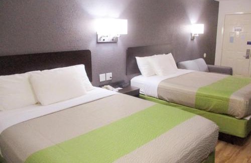 Luling Hotel | Pet-Friendly Studio 6 in Luling, LA with Pool Access