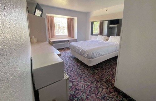 McAlester Hotel | Studio 6 Mcalester, Ok - South