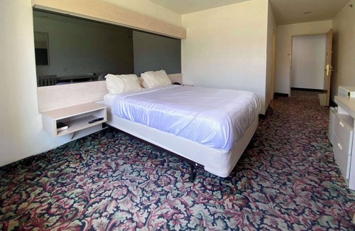 McAlester Hotel | Studio 6 Mcalester, Ok - South