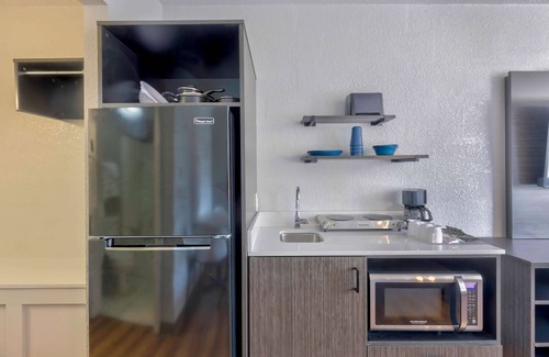 Mount Jackson Hotel | Comfortable Studio 6 Mount Jackson near Shenandoah Adventures