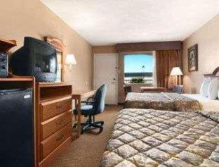 Opelousas Hotel | Cozy Studio 6 Opelousas: Pet & Child Friendly Retreat