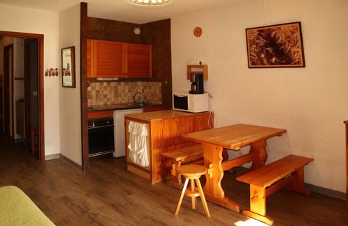 Les Orres Apartment | Cozy Grand Studio in Center Station with Valley Views