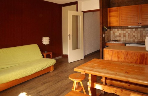 Les Orres Apartment | Cozy Grand Studio in Center Station with Valley Views
