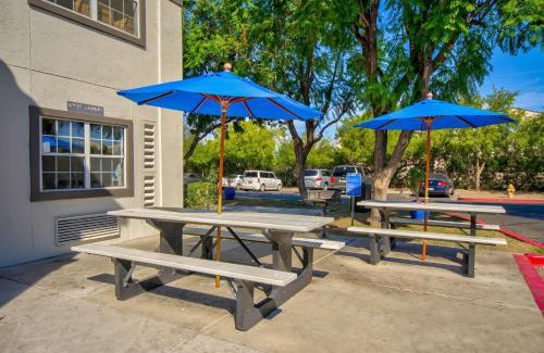 Deer Valley Hotel | Pet Friendly Studio 6 in Phoenix's Deer Valley Area