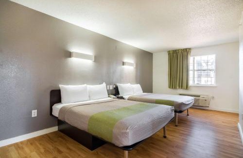 Plano Hotel | Convenient Stay at Studio 6-Plano, TX near Medical Center