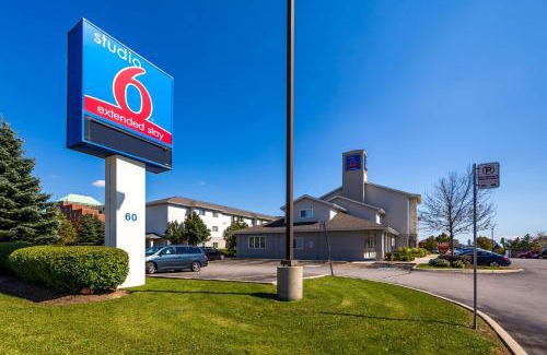 Gateway Hotel | Comfortable Studio 6 Toronto - Mississauga with Kitchenettes