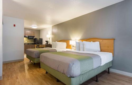 Tucker Hotel | Pet-Friendly Studio 6 in Tucker, GA - Ideal for Families