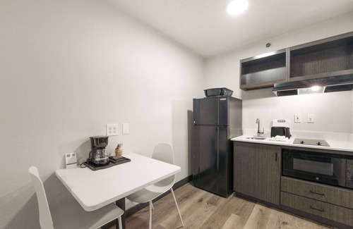 Tucker Hotel | Budget-Friendly Studio 6 Tucker Near Atlanta Northlake