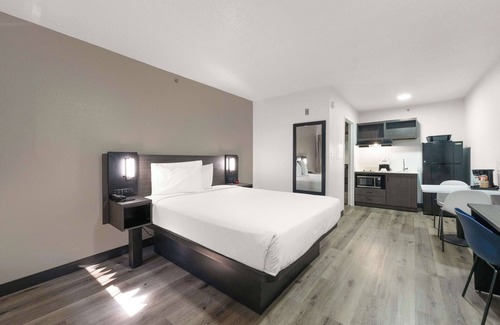 Tucker Hotel | Budget-Friendly Studio 6 Tucker Near Atlanta Northlake