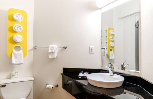 Wichita Hotel | Budget-Friendly Stay at Studio 6 Wichita, KS - Airport