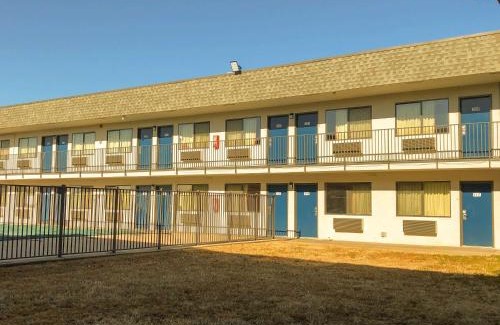 Wichita Hotel | Pet-Friendly Studio 6 Wichita, KS – Close to the Airport