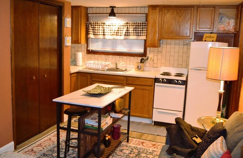 Grand Forks Apartment | Comfortable Stay at Studio 7 Grand Forks with Breakfast