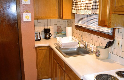 Grand Forks Apartment | Comfortable Stay at Studio 7 Grand Forks with Breakfast