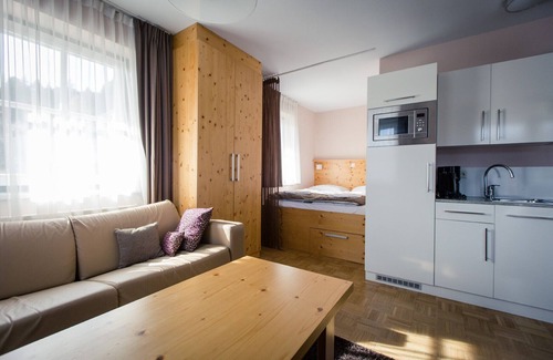 Turracher Hohe Apartment | Beautiful Studio #7 with Balcony and Breakfast Included