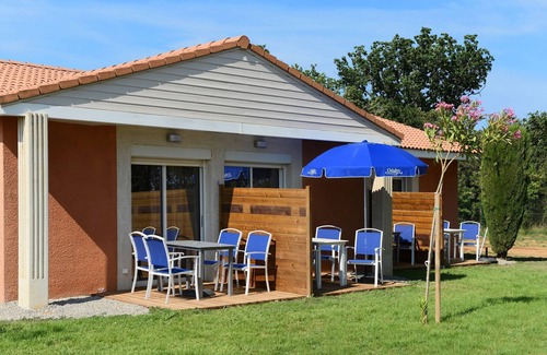 Salleles-d'Aude Apartment | Relax in Our Studio with Pool Access and Convenient Parking