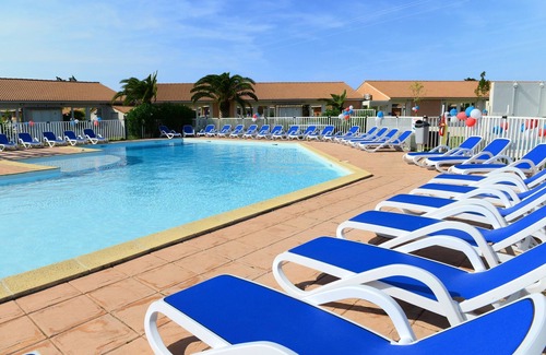 Salleles-d'Aude Apartment | Relax in Our Studio with Pool Access and Convenient Parking