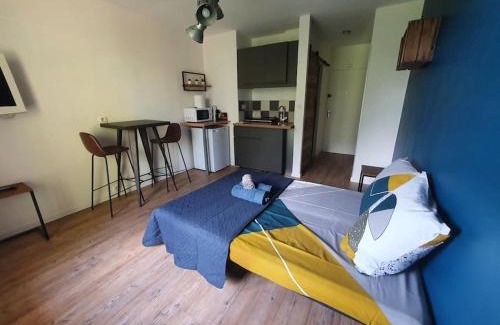 Nord Apartment | Cozy Studio Aix with Parking and Family-Friendly Amenities