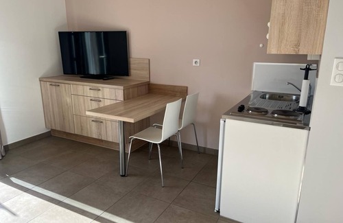 Alata Apartment | Relaxing Studio "Albitru" with Pool & Ocean View in Ajaccio