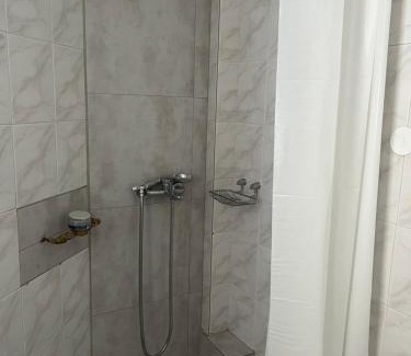 Salamis Apartment | Budget-Friendly Studio Algo 3: Child Friendly Retreat