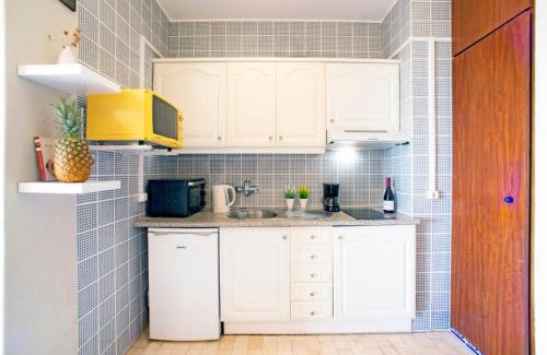 Torralta Apartment | Oceanfront Studio Alvor Bay Dream for Family Getaways