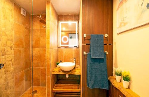 Torralta Apartment | Oceanfront Studio Alvor Bay Dream for Family Getaways