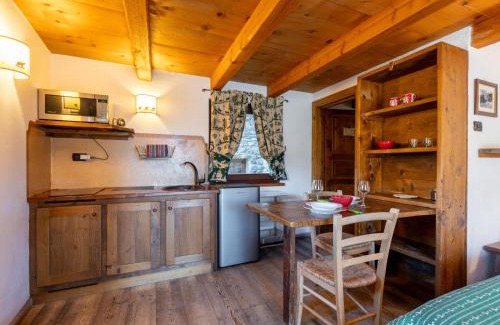 Valtournenche Apartment | Discover Studio Ancienne Bergerie - Top Rated & Family Friendly