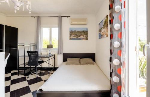 Plaine de la Brague Apartment | Convenient Studio Antibes: Steps from Beaches & Ocean View