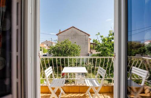 Plaine de la Brague Apartment | Convenient Studio Antibes: Steps from Beaches & Ocean View
