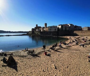 Antibes Old Town Apartment | Studio antibes mer