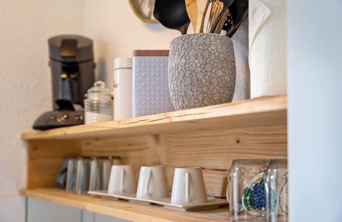 Reinberg Apartment | Cozy Studio Apartment 'Minimalistisch Bootsmann Koje' by the Sea